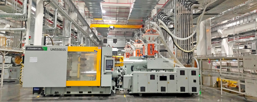 Linha de produção de plásticos com dosador gravimétrico